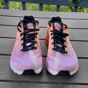 On Running Women's Cloudflow Shoes | 9W